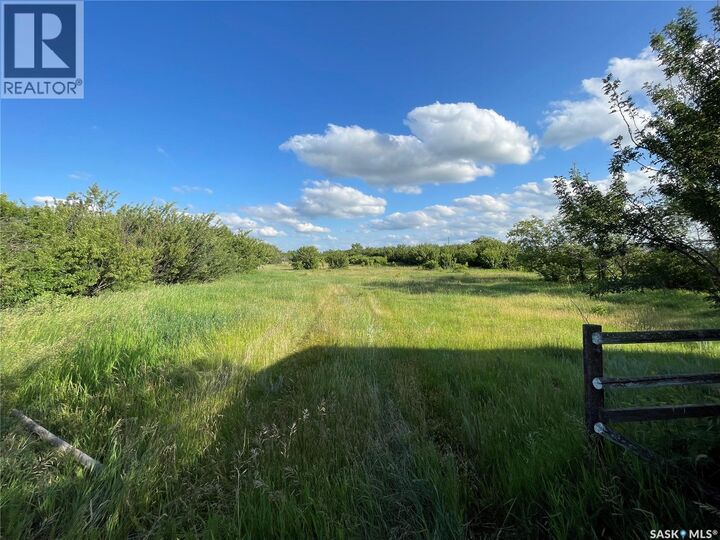 Property Photo: 1 Railway Avenue W SK S9A 2X6