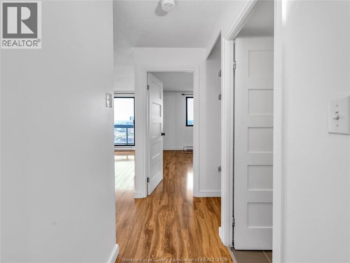 Property Photo: 150 Park 1911 ON N9A 7A2