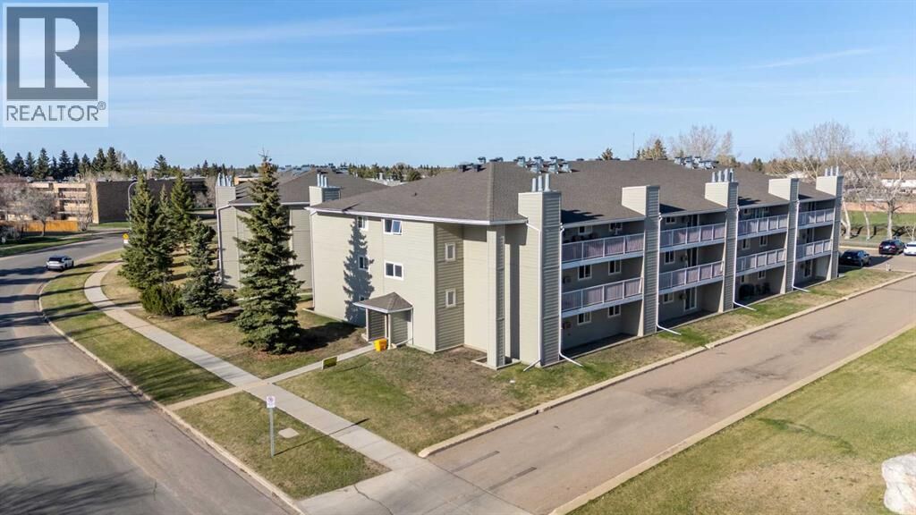 Property Photo: 3007 57A Avenue AB T9V 1W5