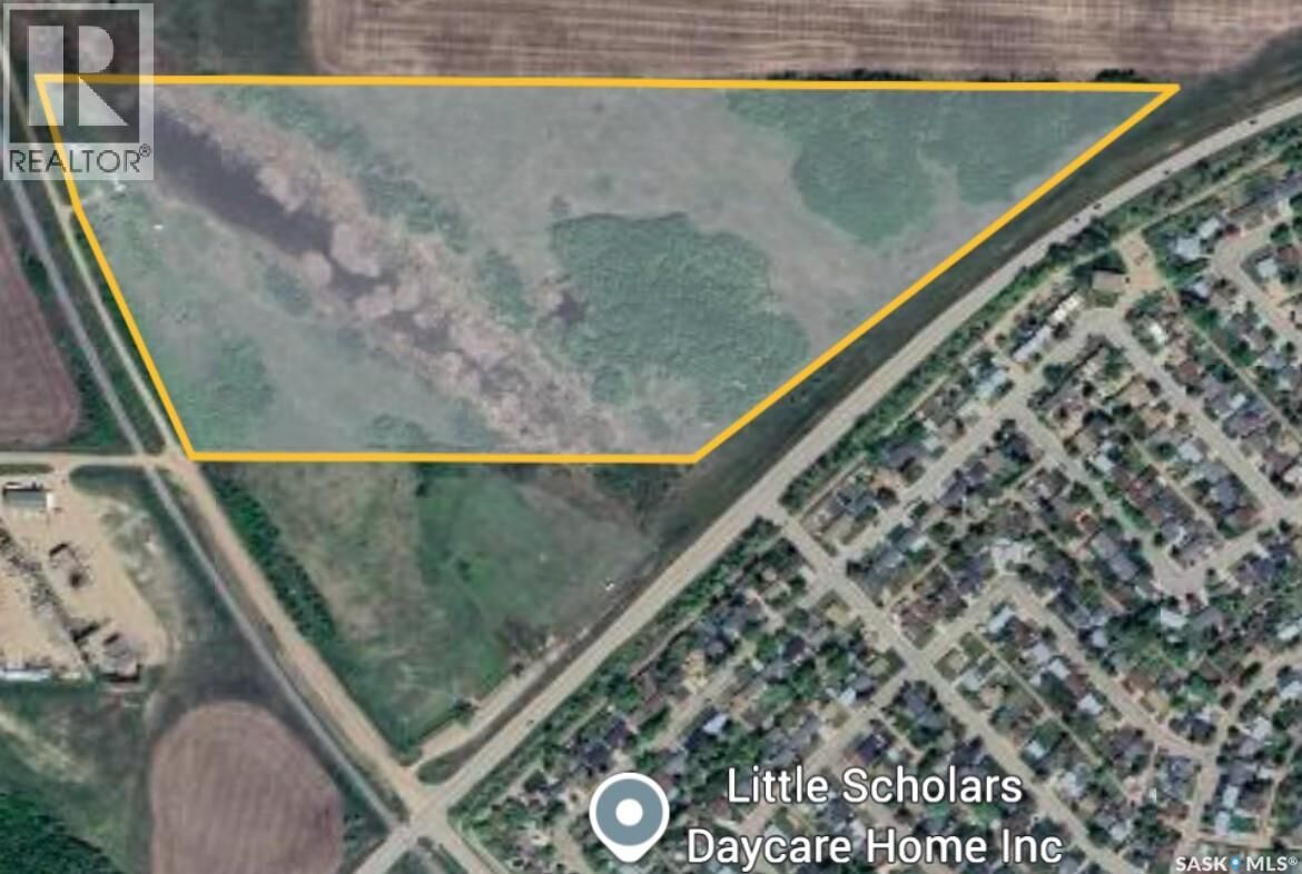 Property Photo:  1 Railway Avenue W  SK S9A 2X6 