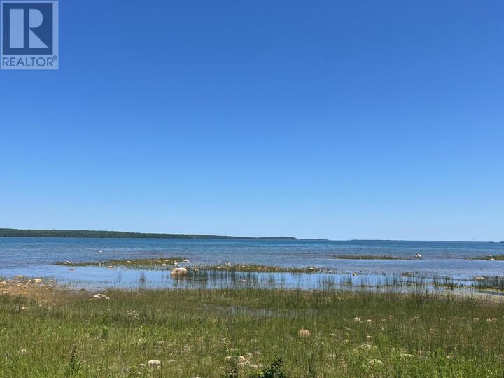 Photo de la propriété:  5184 Wierzbicki Dr  ON P0R 1G0 