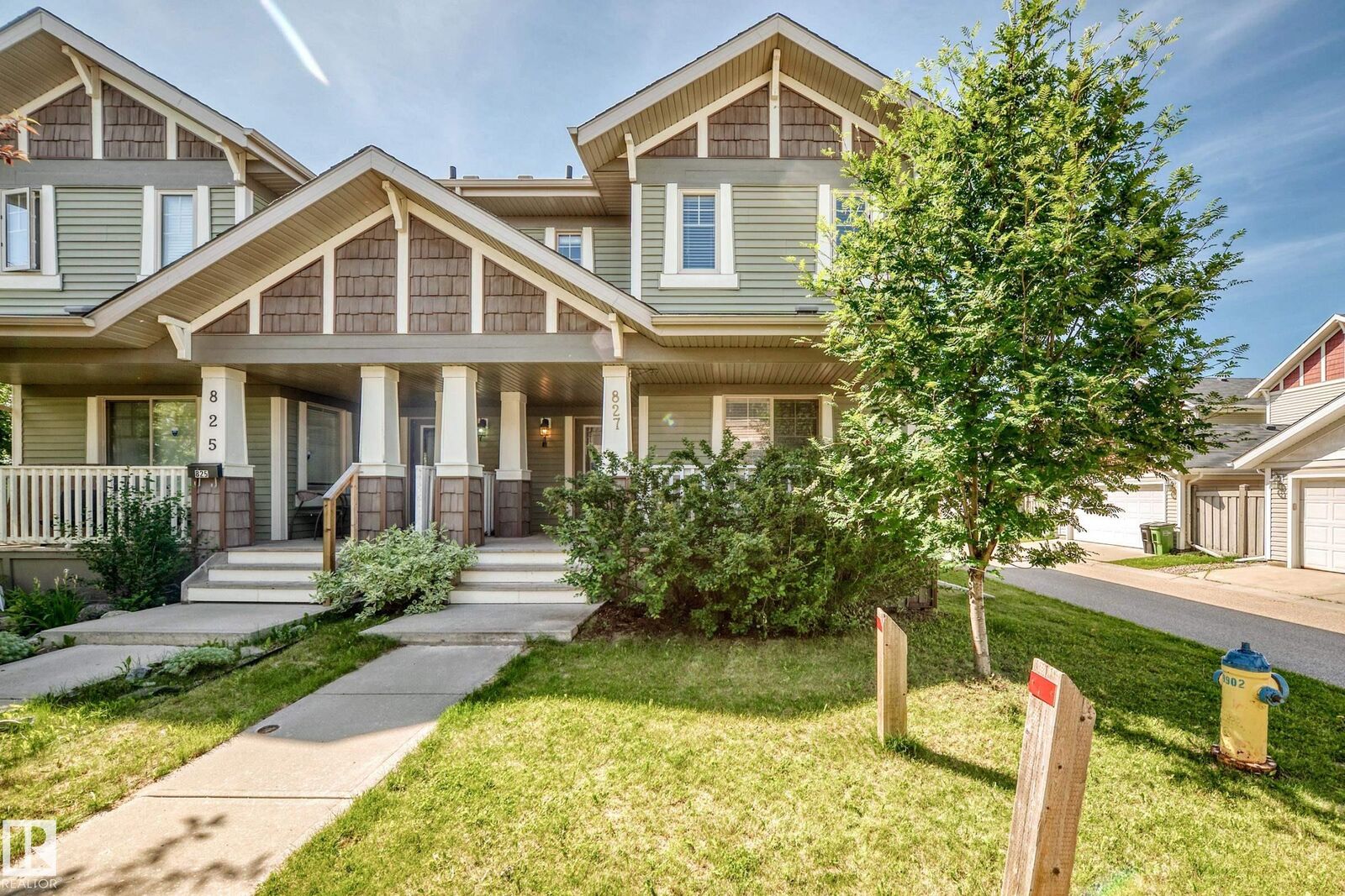 Property Photo: 827 Valour Mews Mews NW AB T5E 6P5