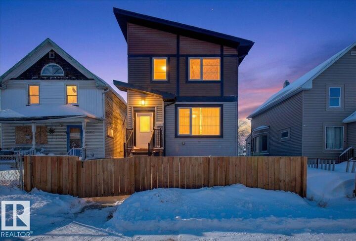 Property Photo: 11616 82 Street NW 1 AB T5B 2V8