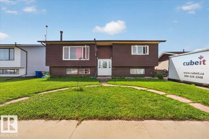 Property Photo: 5215 50 Avenue AB T0B 0S0