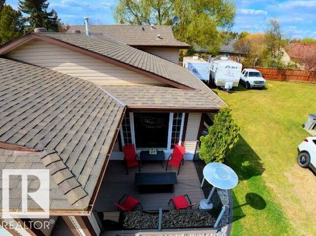 Property Photo: 4118 46 Street AB T4X 1G1