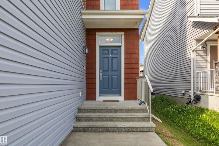 Property Photo: 3911 Claxton Loop SW AB T6W 1Y6