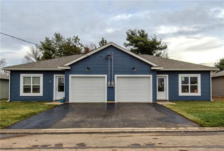 Property Photo:  8 Otty Avenue  NB E4E 0M5 