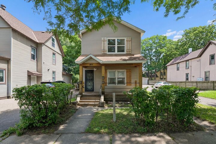 Property Photo:  1411 Grand Street NE  MN 55413 