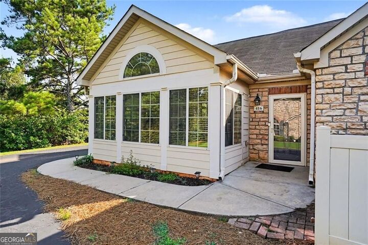 Property Photo:  416 Kenley Court  GA 30253 