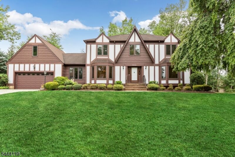 Property Photo:  23 Puddingstone Way  NJ 07932 