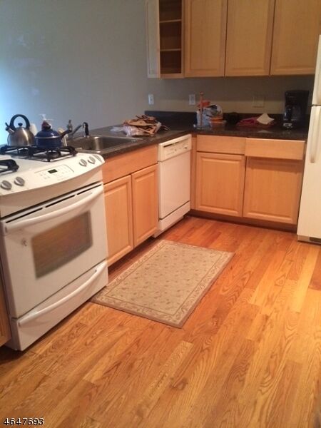 Property Photo: 525 Central Ave, Apt 207 NJ 07090