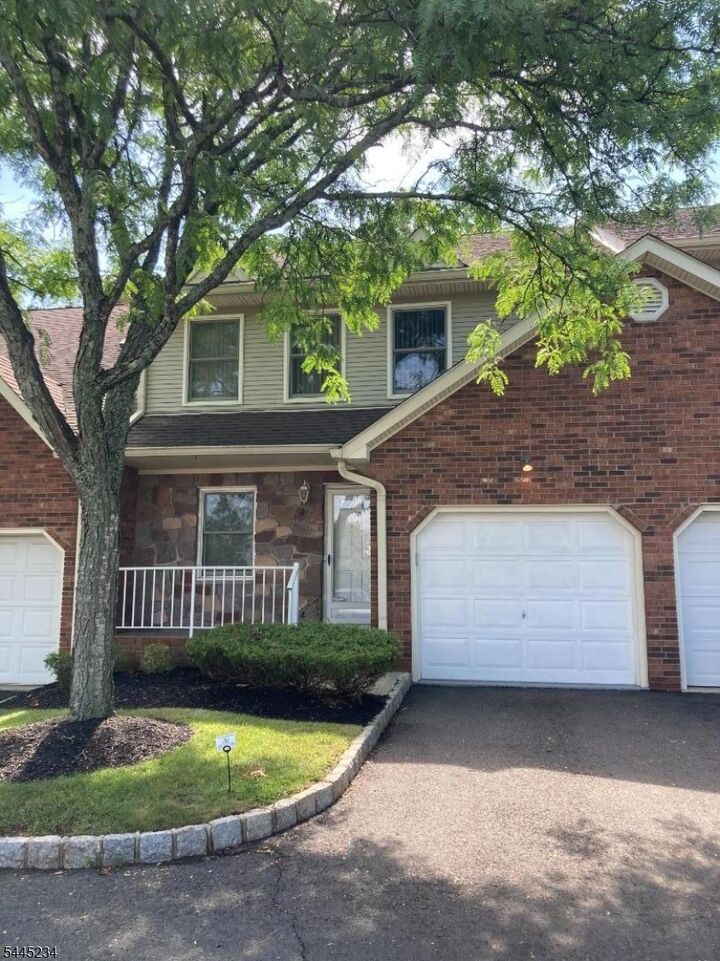 Property Photo: 675 Raritan Rd 10 NJ 07066