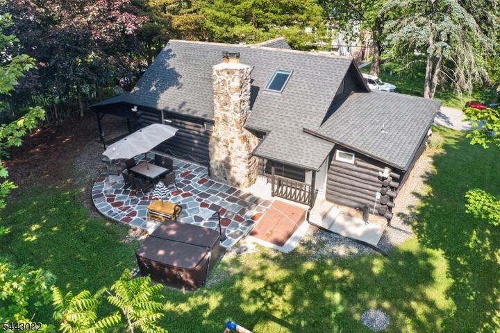 Property Photo:  53 Lakeview Dr  NJ 07480 
