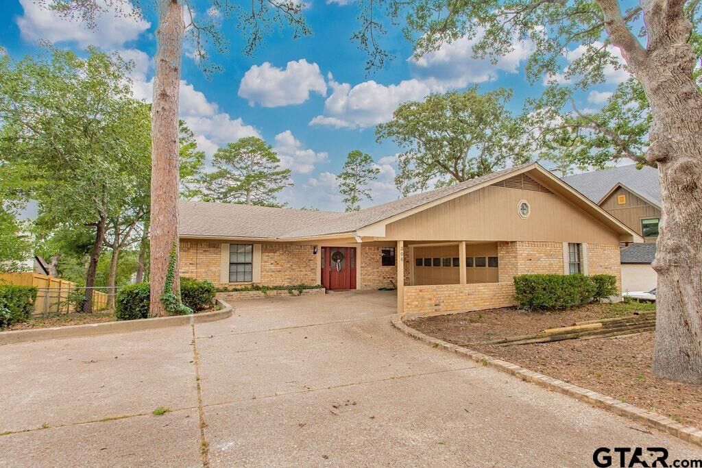 Property Photo:  304 Harmony Lane  TX 75771 