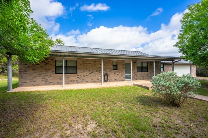 Property Photo:  230 Verde Hills  TX 78010 