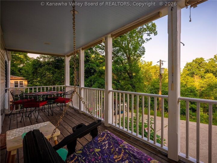 Property Photo:  1313 Oakmont Road  WV 25314 