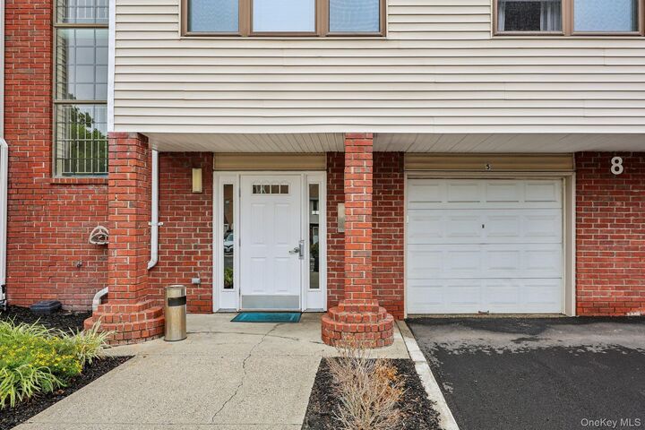 Property Photo:  181 Deer Ct Drive  NY 10940 