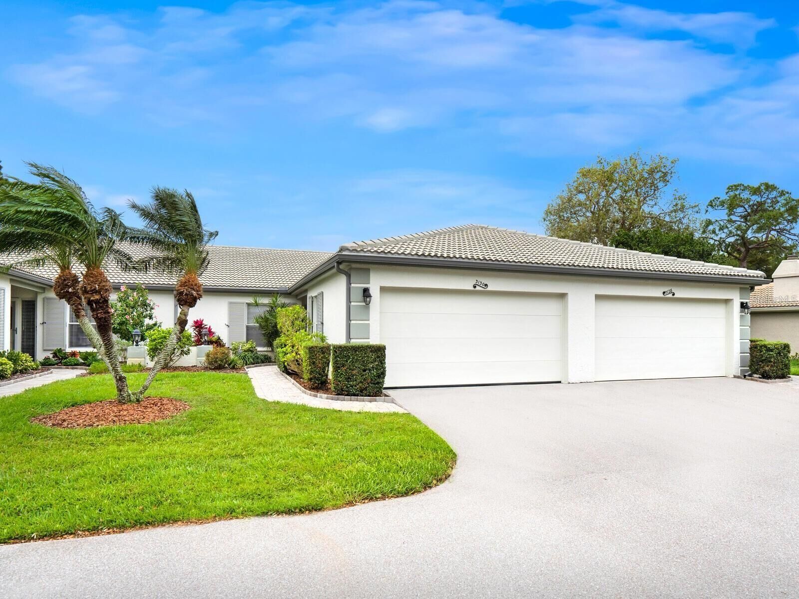 Property Photo: 3130 Ringwood Meadow 44 FL 34235