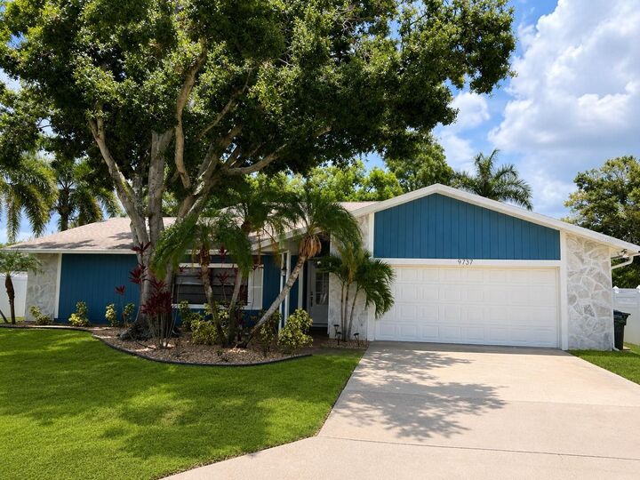 Property Photo: 9737 135th Street FL 33776