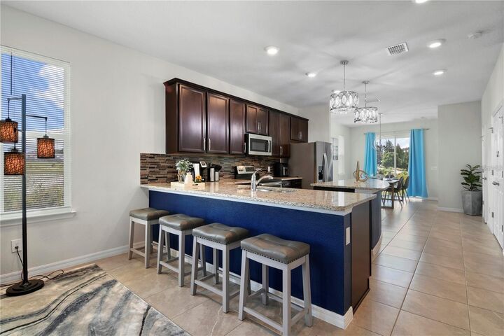 Property Photo:  294 Aberdeen Street  FL 33896 