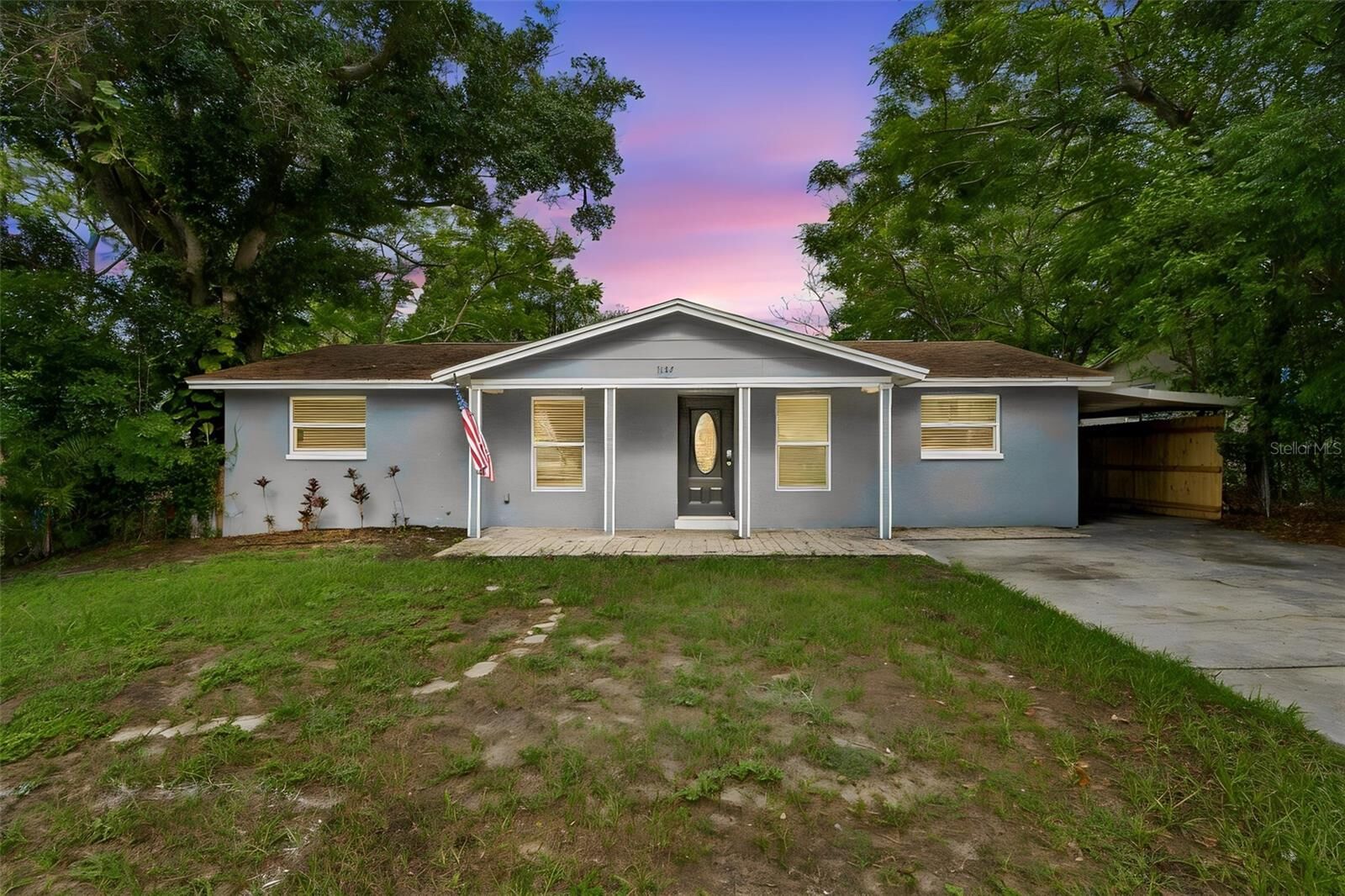 Property Photo:  1124 Jadewood Avenue  FL 33759 