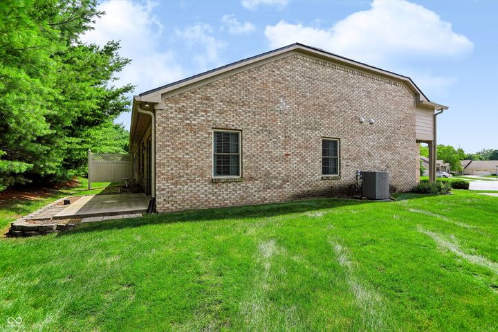 Property Photo:  4239 Parma Court  IN 46237 