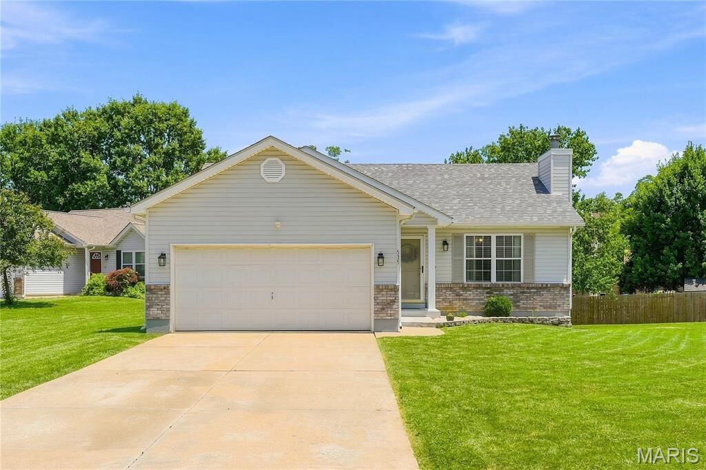 Property Photo:  535 Briar Meadows Court  MO 63385 