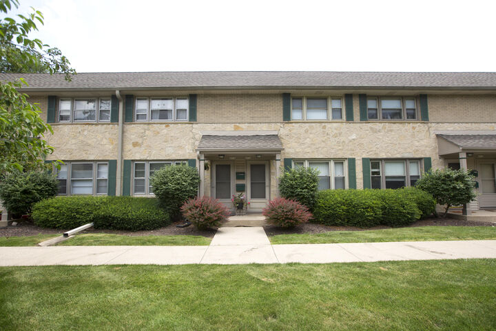 Property Photo:  4918 N Shoreland Ave  WI 53217 