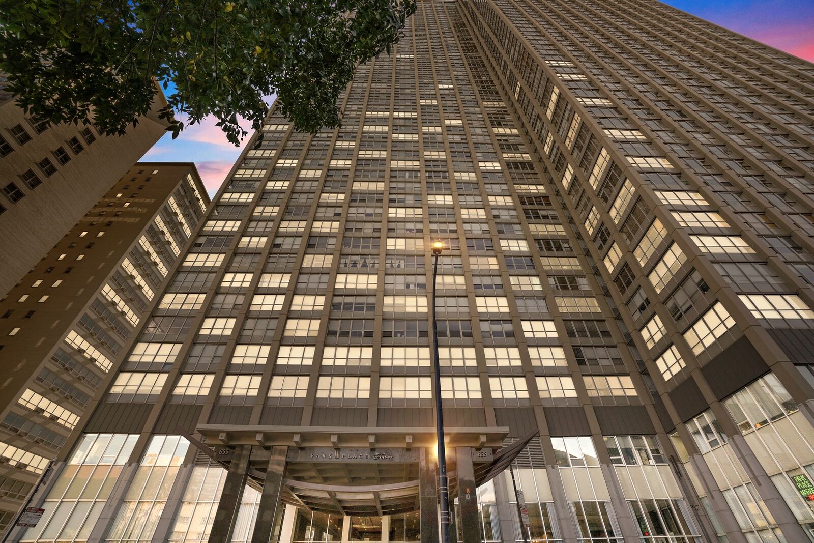 Property Photo: 655 W Irving Park Road 4916 IL 60613