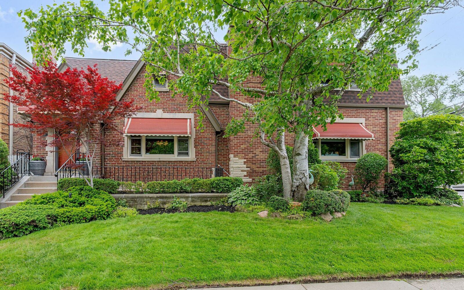 Property Photo: 1619 N Sayre Avenue IL 60707