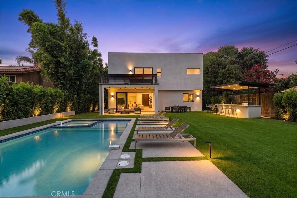 Property Photo: 22816 Erwin CA 91367