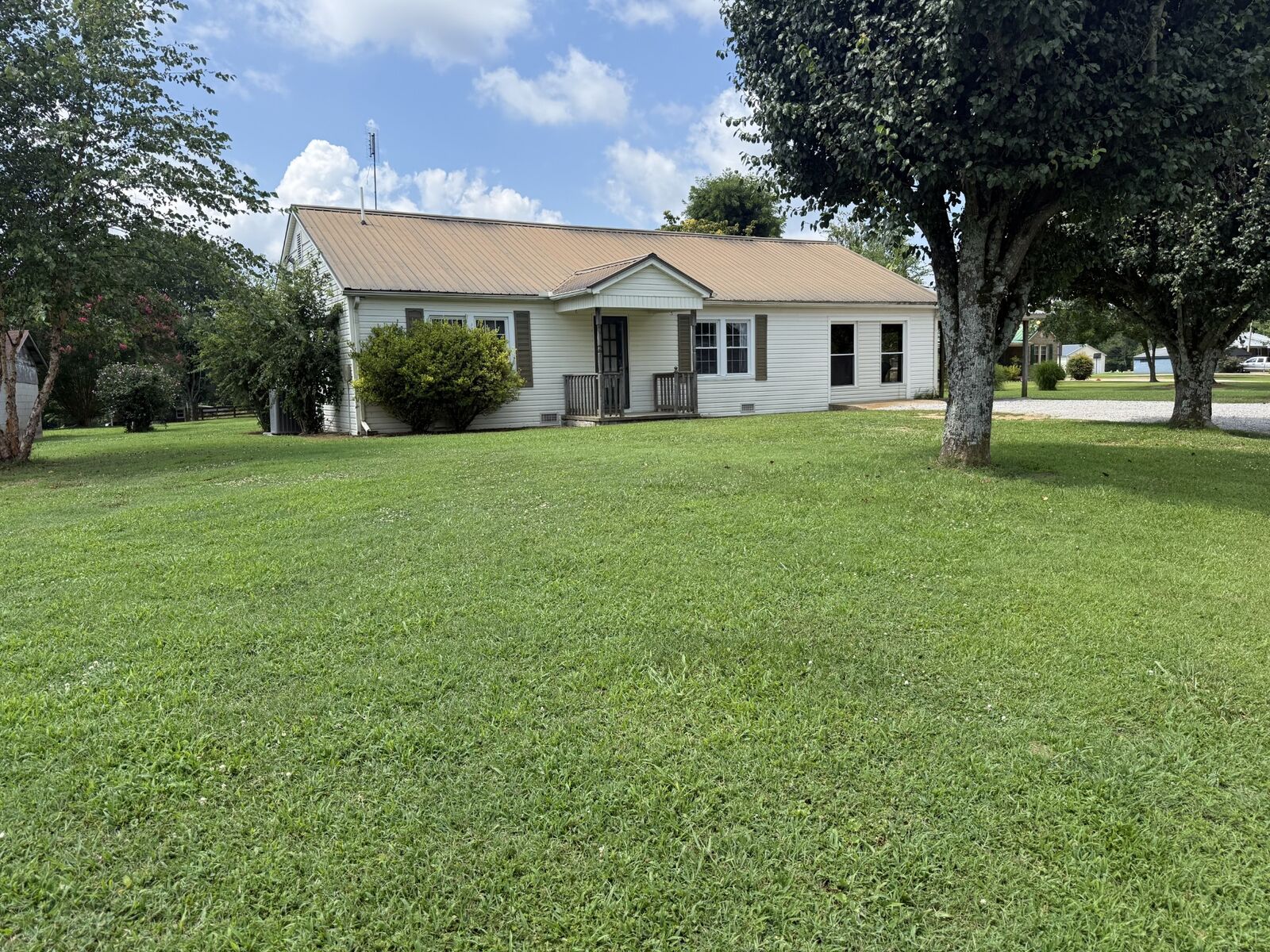 Property Photo:  3 Bonnertown Rd  TN 38457 