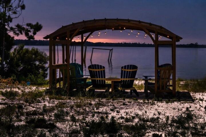 Property Photo: 7817 Petersen Point Road FL 32583