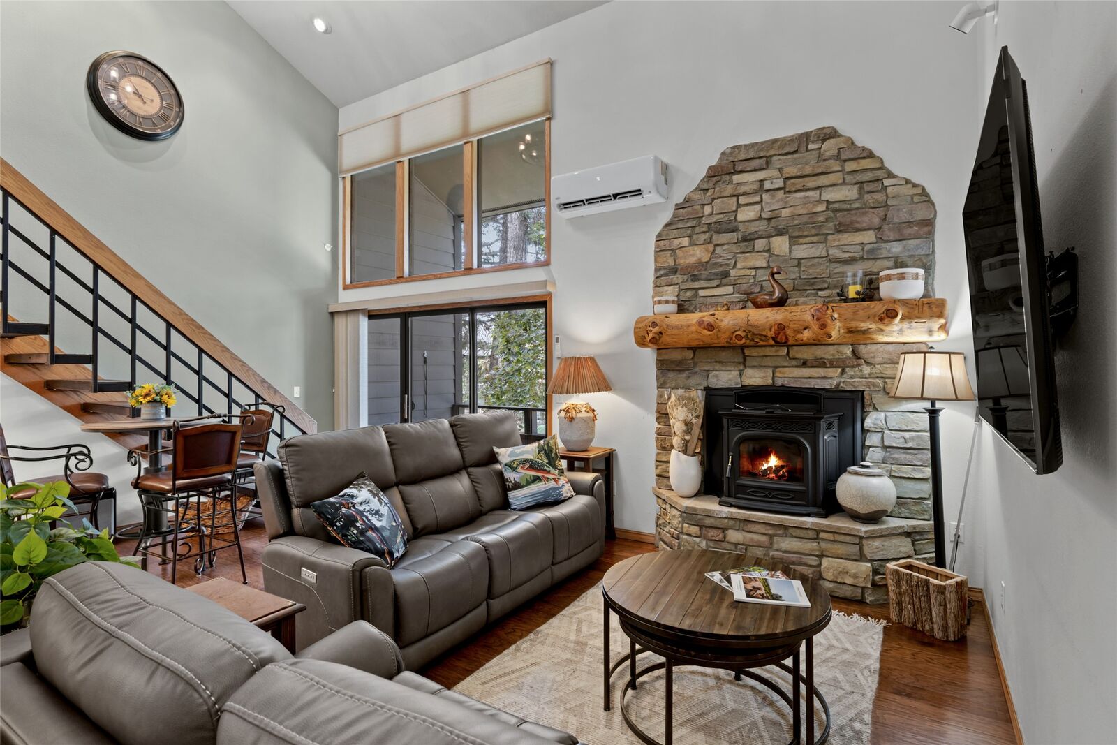 Property Photo:  270 Bridge Street Qc2 #304  MT 59911 