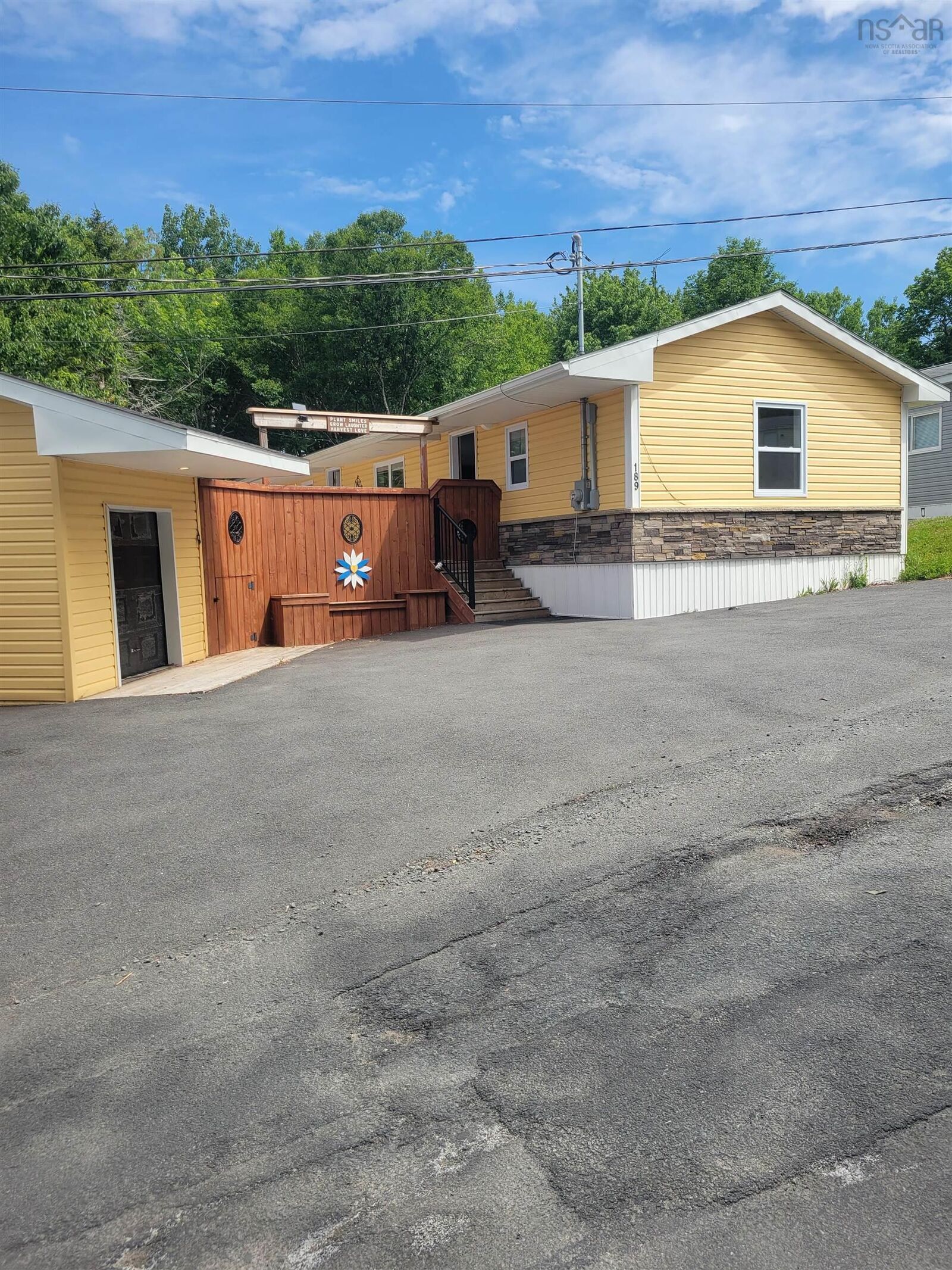 Property Photo: 189 Hilltop Drive NS B4C 2P6