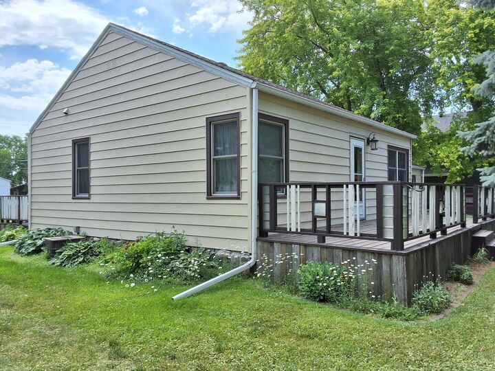 Property Photo: 417 4th Street ND 58081