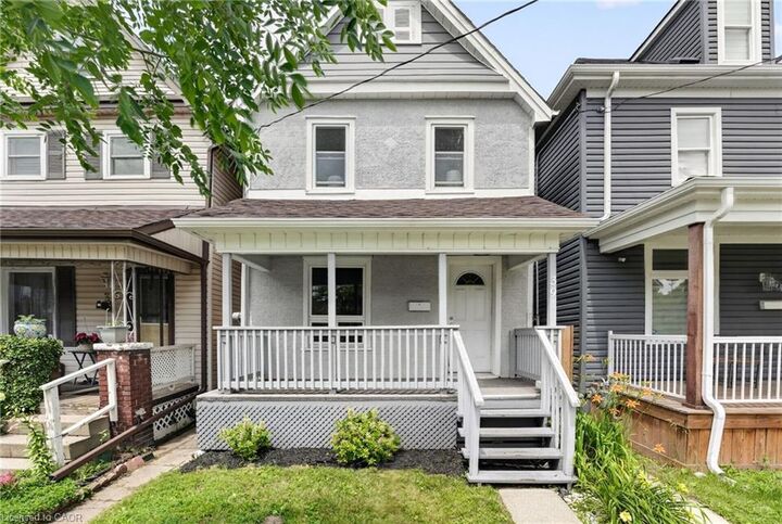 Property Photo:  39 Beechwood Avenue  ON L8L 2S5 