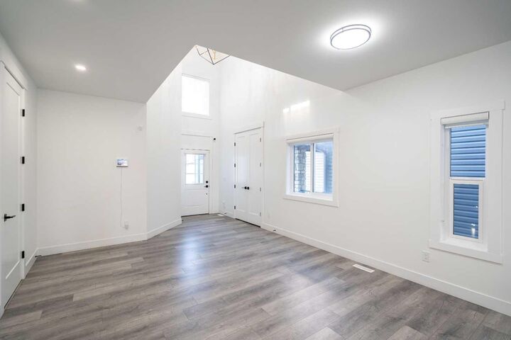 Property Photo:  123 Saddlecrest Grove NE  AB T3J 2K3 