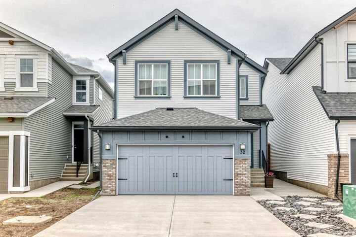 Property Photo:  32 Sugarsnap Way SE  AB T3S 0K4 