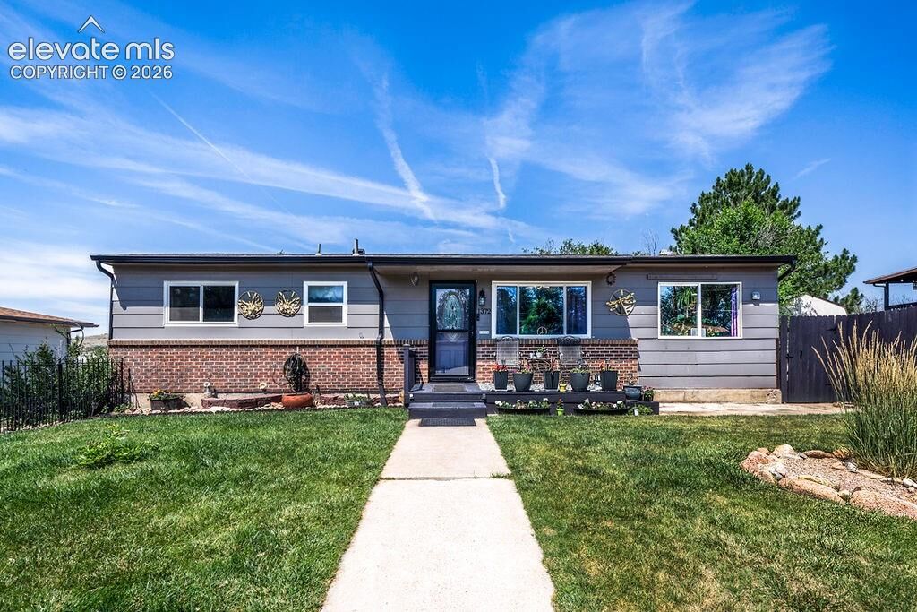 Property Photo:  1372 Luna Drive  CO 80817 