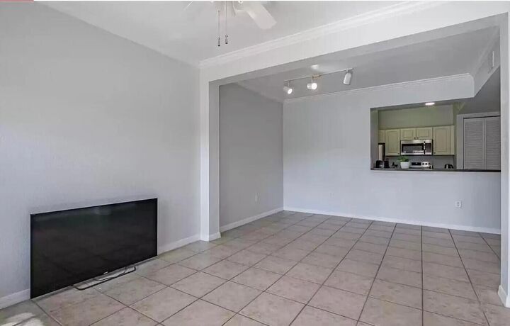 Property Photo: 2308 57th Circle 2308 FL 32966