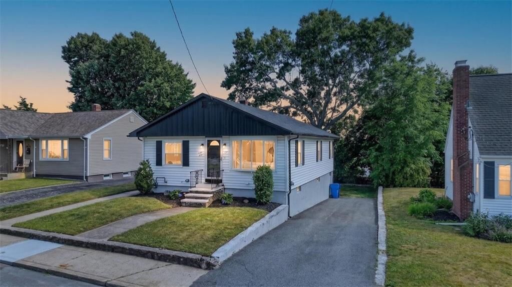 Property Photo: 44 Cliff Avenue RI 02920