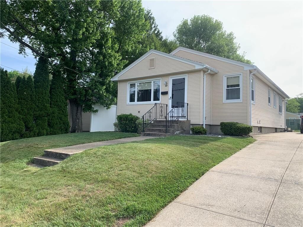 Property Photo:  82 Merchant Street  RI 02911 