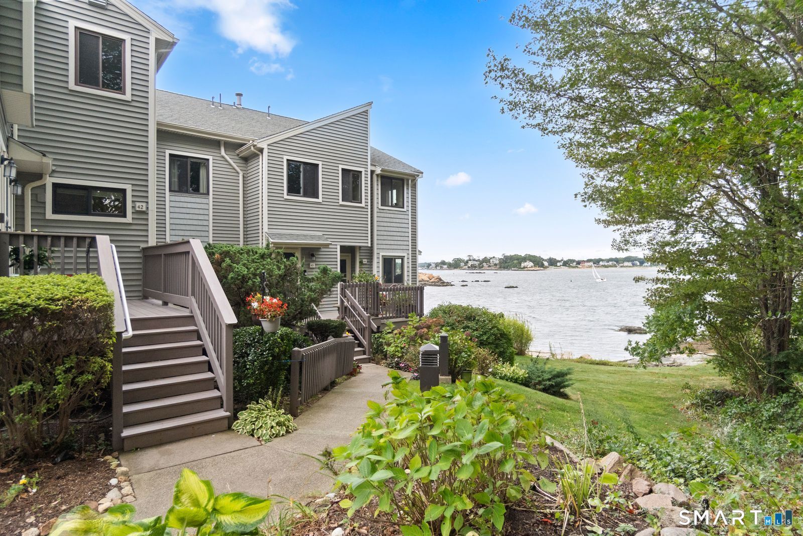 Property Photo:  42 Turtle Bay Drive 42  CT 06405 