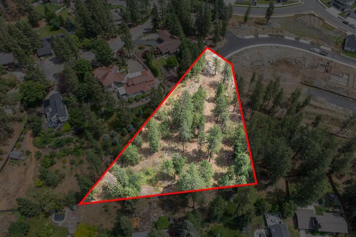 Property Photo:  2606 S Homestead Ln  WA 99037 