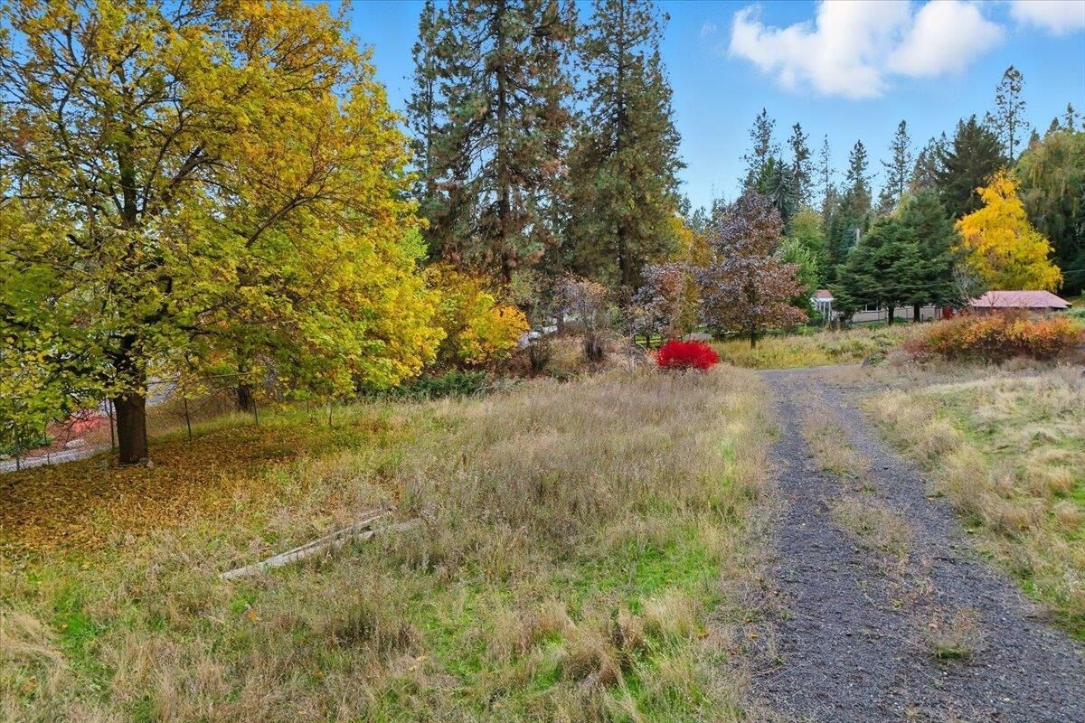Property Photo: 7507 N Country Homes Blvd WA 99208