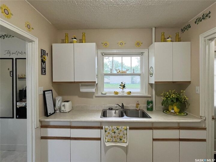 Property Photo: 1501 3rd Street SK S4A 0S5