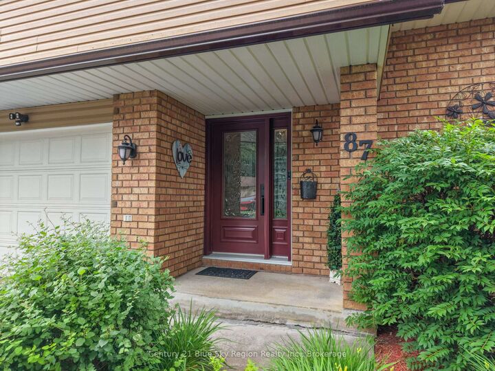 Property Photo: 87 Labreche Drive ON P1A 3R6