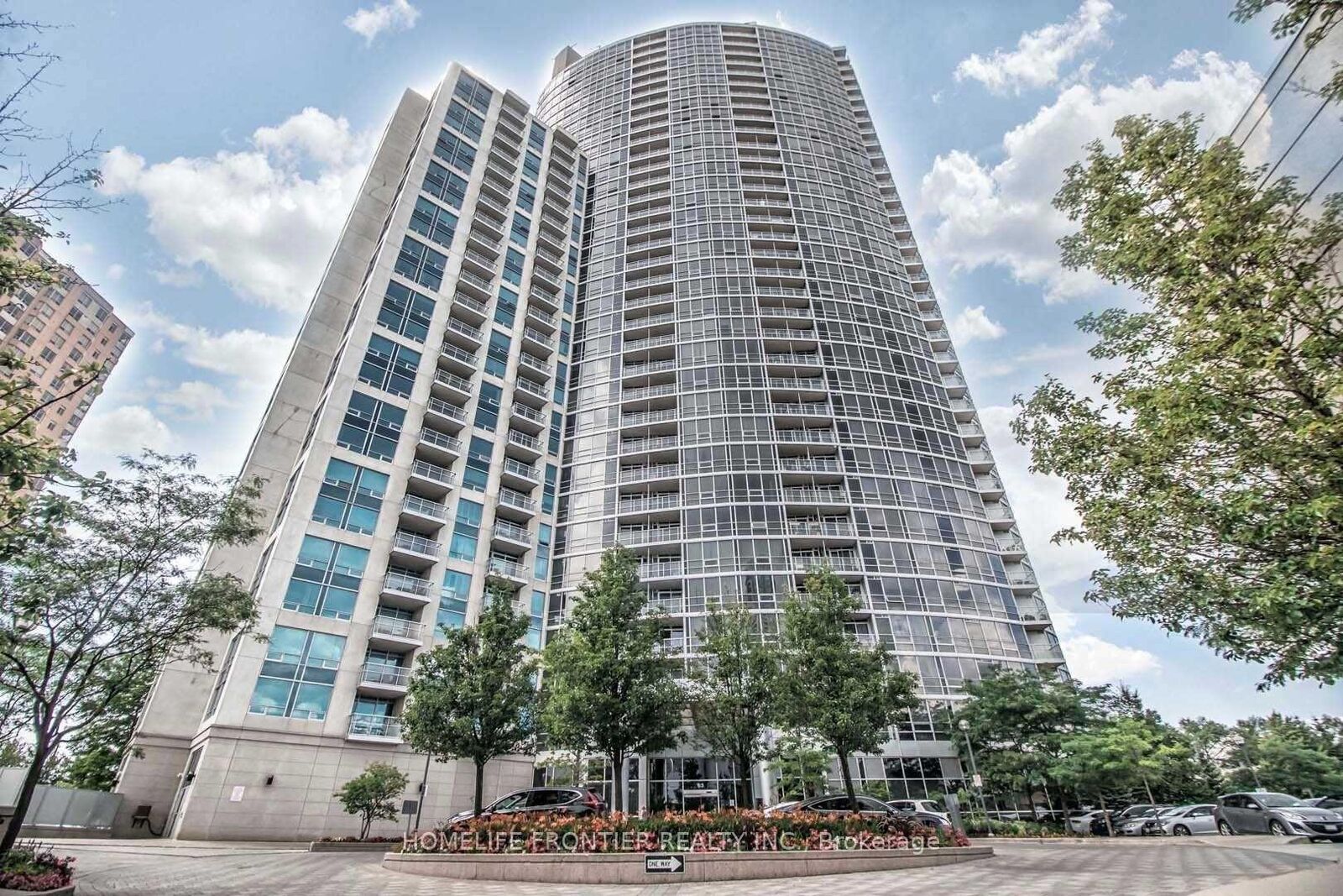 Property Photo:  83 Borough Drive 2803  ON M1P 5E4 
