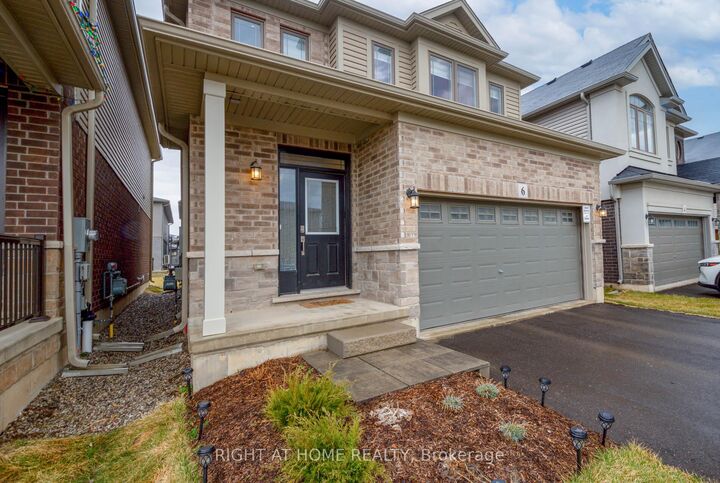 Photo de la propriété: 6 Broddy Avenue ON N3T 0V2